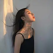 侧颜女友
