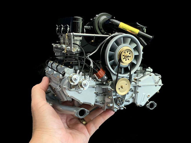Porsche 901 engine a...