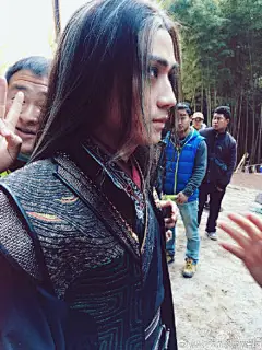 我要向全世界安利璧璧！
白璧璧-灰璧璧-黑璧璧-乌漆麻黑璧璧-黑的发紫璧璧
crlogo ​