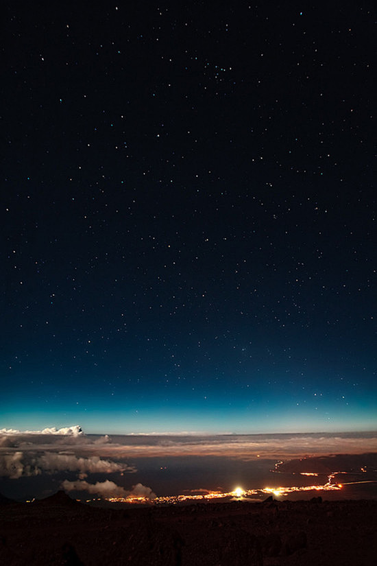 那一年我们望着星空，有那么多的灿烂的梦。...