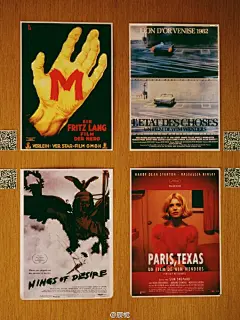 图书馆里的电影海报展