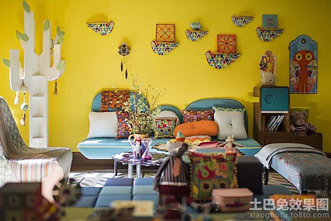 东南亚式别墅客厅色彩搭配装修图片