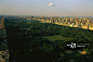 Central Park, New York City, New York. Aerial view of Central Park, an oasis in crowded Manhattan. - 创意图片 - 视觉中国