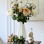 清汤卧果——皇室玫瑰，拥有的是皇室的尊贵优雅的气息，深沉典雅，适合古典和新古典风格的室内装饰