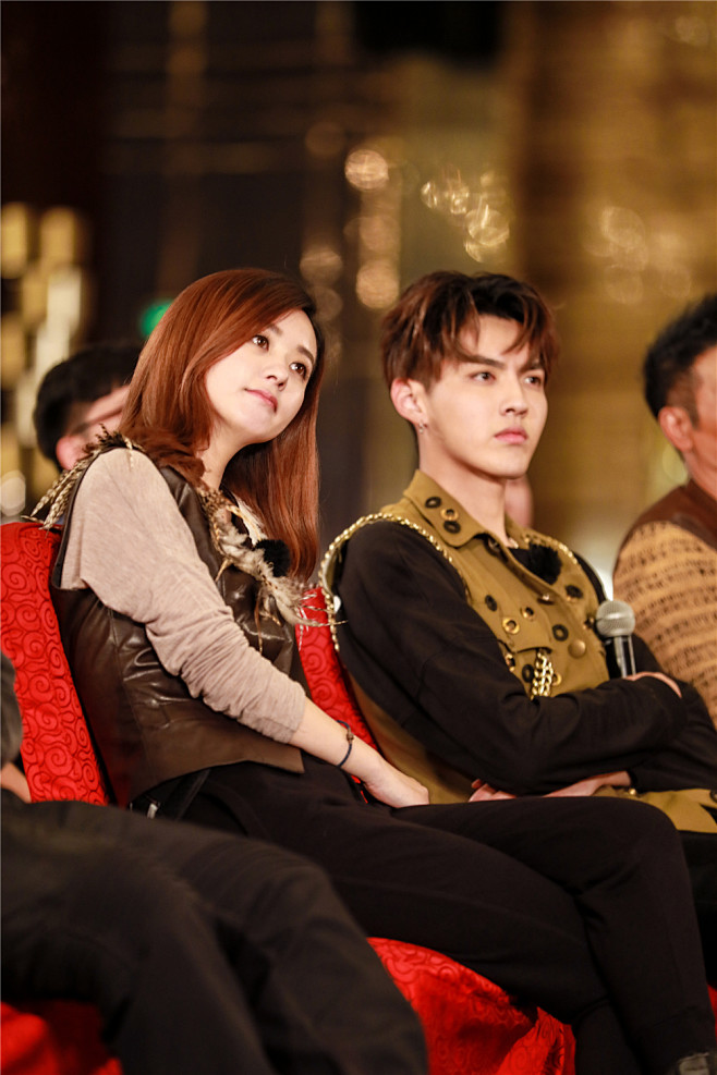 有点甜赵丽颖吴亦凡大秀姐弟情深情对唱还要抱抱图吴亦凡赵丽颖组成