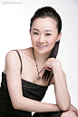 孙卉凝，1987年1月9日在陕西西安出生，中国演员。2007年，孙卉凝 出演了《少林寺传奇》。之后，她又出演了这部电视剧的两部续集。