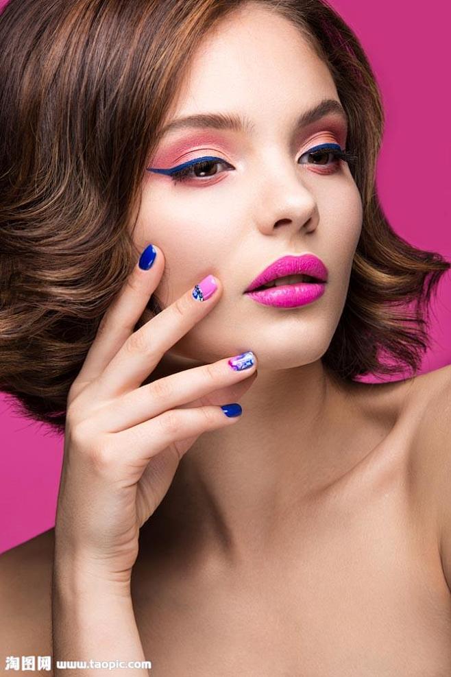 时尚彩妆美女模特