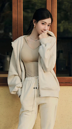 翻斗花园突破手牛爷爷采集到美女