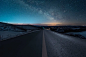 星空下，空风路上图片下载