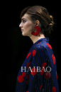 2016春夏米兰时装周：乔治·阿玛尼 (Giorgio Armani) 女装秀珠宝细节