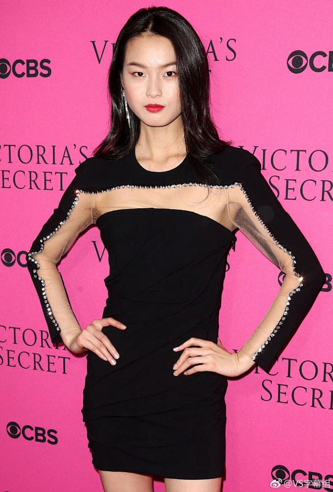 34we32q24通过花瓣chrome扩展采集于2018-01-02 17:29:58谢欣中国超模