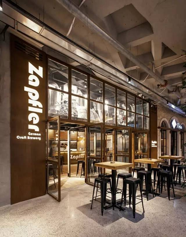 上海 Zapfler 轻松惬意的啤酒餐厅...