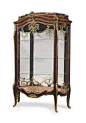 A FINE FRENCH ORMOLU-MOUNTED KINGWOOD VITRINE BY FRANCOIS LINKE, INDEX NUMBER 905, THE MOUNTS DESIGNED BY LEON MESSAGE, PARIS, CIRCA 1900