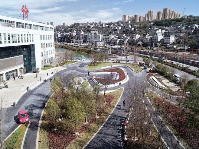 盘州市人民医院疗养花园 / 天尚设计集团...
