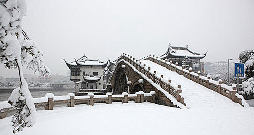 难得一见的江南雪景