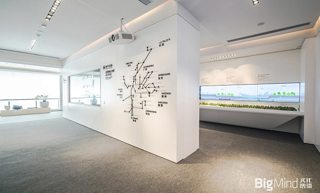 @到此为止′Here，∈点击进入主页，展...