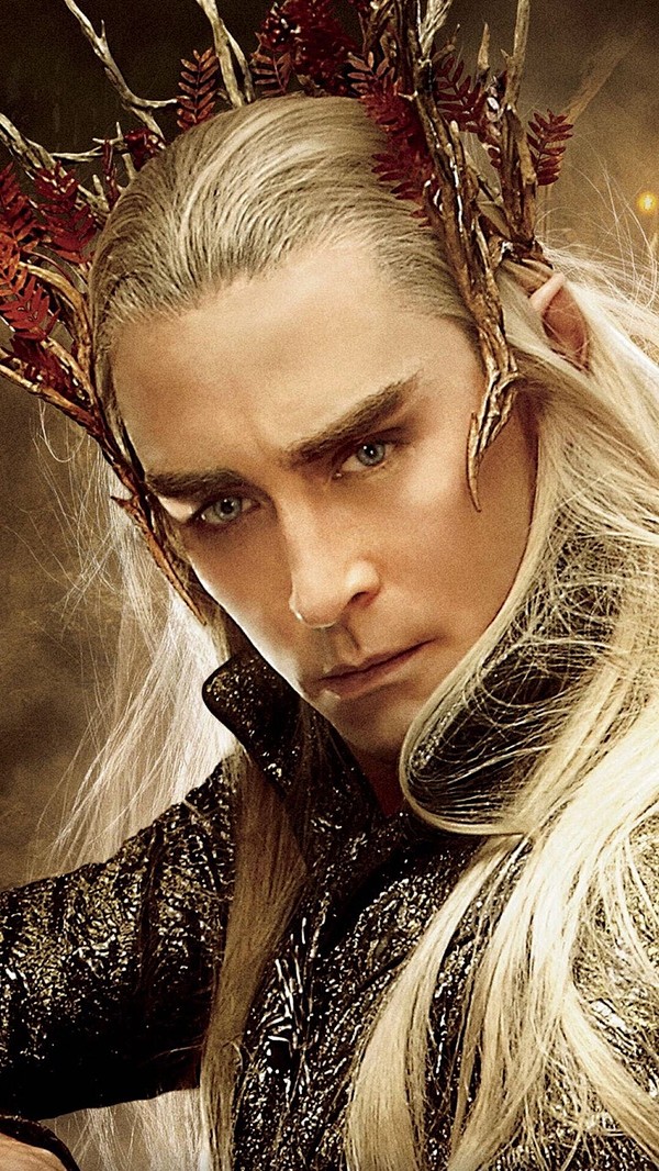 如何评价电影《霍比特人》中的精灵王瑟兰迪.