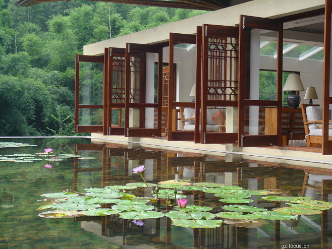 渡假村在中国--十字水生态度假村,景观前...