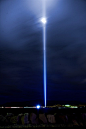 At 19:52 October 9th 2007 Yoko Ono revealed this Light of Peace in Iceland to honor John Lennon.This was shot in tungsten mode in RAW on a digital camera with little twists and tweaks.小野洋子在冰岛发出一束光，纪念列侬。