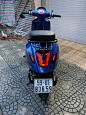 Vespa Sprint do voi dien mao mau xanh dam chat the thao - 7