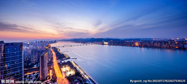 大湾区繁华璀璨城市夜景江景