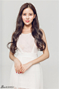 组图：温心曝时尚大片 萝莉蜕变成轻熟女 : 温心形象清纯可人，如精灵般的俏丽灵动，清纯模样惹人爱。
