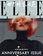 #Regardez# ELLE China October 2020: 周迅 by 陈漫

演员周迅登上十月中国版 ELLE 杂志周年刊封面！为了庆祝母版 ELLE 创刊75 周年，本期 ELLE 从杂志的档案库中选择三张经典封面，交给周迅与陈漫复刻。

这三张封面分别是，1945 年 ELLE 法国版创刊号（左）；1988 年美国版九月刊（中）（那一年中国 ​​​​...展开全文c