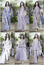 #杰斯看高级定制时装周#  | Elie Saab Haute Couture S/S 2016 (FullCollection) | 本季大不同！设计师以“印度”为设计灵感，系列中可见以印度民族服饰为基础廓形的改良礼服,除此外精工裤装/华丽的棒球帽及户外平底靴都是本季的亮点.当然不变的还是Elie Saab固有的华美.谁会想到去户外也可以那么华丽!