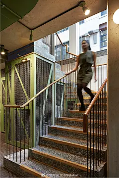 - Gundry + Ducker - @室内设计DSNGlobal 工装 设计 美学 配色 空间 艺术 景观 室内 建筑 软装 陈设 平面 布局 家装 家具 装饰 装修 效果 手绘 样板间 Loft 别墅 搭配 酒店 客房 餐厅 书店 榻榻米 品牌  材质 背景 素材 主题 店面 门头 导视 橱窗 办公室 前台 会议室 电梯 客厅 灯光 酒吧 售楼处 走廊 水景 极简 现代 北欧 新中式 复古 绿植 地毯 沙发 吊灯 餐饮 餐桌 咖啡 甜品 吧台 茶几 茶室 酒柜 餐吧 椅 卫生间 茶水间 墙纸 窗帘 