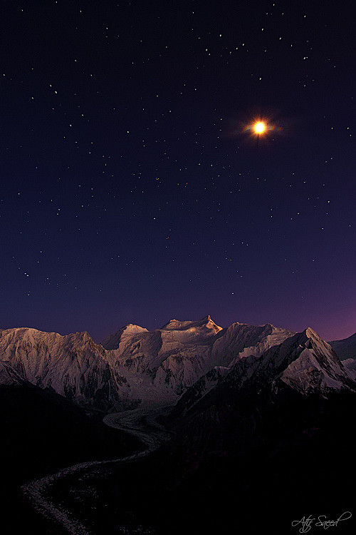 在山里的夜晚，看到了最美丽的星空…孤单时...