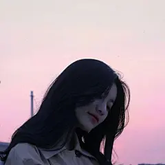 我真的很累很累 
却无人看出并给予我安慰