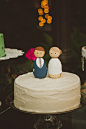 一场浪漫的户外婚礼，有趣的照片展示，可爱的蛋糕，展示与众不同的风格呢！