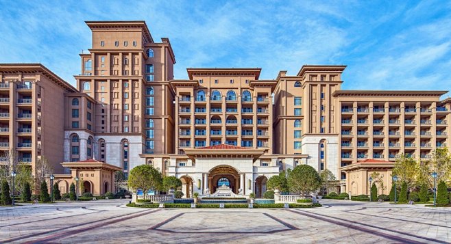 抚仙湖希尔顿酒店入口广场