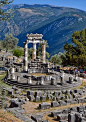 geraldmayfield:



The Tholos temple, Delphi, #Greece


