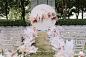 另一个我 

婚礼策划：@广州银禧婚礼策划 
婚礼地点：深圳四季酒店 
婚礼风格：西式，简洁，主题 
婚礼色彩：红色，白色 
...展开全文c