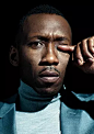 第九十一届（2019）马赫沙拉·阿里 Mahershala Ali
性别: 男
星座: 水瓶座
出生日期: 1974-02-16
出生地: 美国,加利福尼亚州,奥克兰
职业: 演员 / 编剧
更多外文名: Mahershalalhashbaz Gilmore (本名) / Ali (昵称) / Mahershalalhashbaz Ali
更多中文名: 马赫莎拉哈什巴兹·阿里
2019年 第91届奥斯卡金像奖 最佳男配角 绿皮书