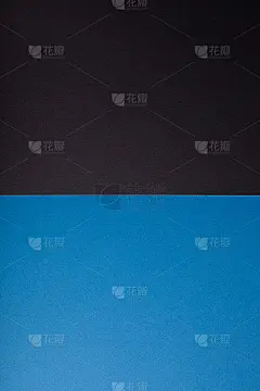 黑色和青色纸底色，质地垂直。