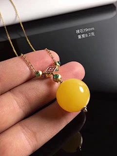 呼啦梦游采集到蜜蜡