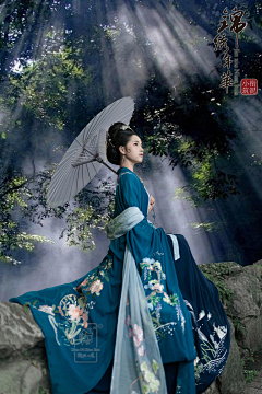 善良噶怪兽采集到美人