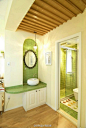 又一个干湿分区的洗手间设计，果绿很舒服~ @DIY设计我的家