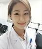 韩国医院实习生Jisu Lee，是一名健身爱好者。