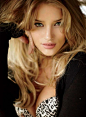 Rosie Huntington-Whiteley 