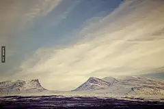 冬天就要來了，你準備好了嗎？這25個鋪滿了白雪，童話世界般的景色你一定會喜歡的。 : 很快，世界上的許多地方都會大幅降溫，接著將變成雪國之境。當然，也會帶來許多麻煩，比如路上行駛危險了，取暖費又要上漲了，我們花在路上的時間又要多了，等等。

但是，也有好的方面啊。至少有一點，就是漂亮！[...]