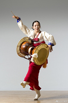 奶豆-采集到造型，pose