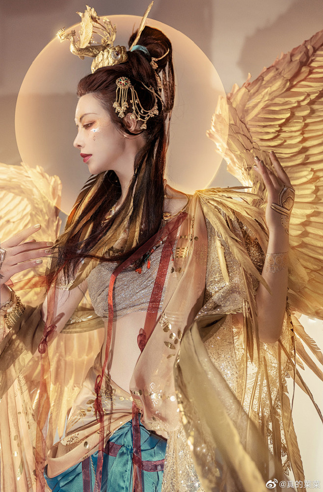 国家宝藏.文物拟人COS 金翅鸟
===...