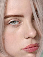 Billie Eilish's Portrait, Wilder Rojas : A portrait study of the singer Billie Eilish.