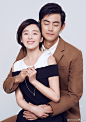 又有一大波明星加入了Louis Vuitton的#MAKEAPROMISE##我们承诺#公益行动当中，拍摄了勾手指的照片，包括奚梦瑶、何穗、赵丽颖、纪凌尘、奥斯卡最佳女配角Alicia等。你也可以和他们一样购买Lockit手链或项链，Louis Vuitton就会捐助200美金给联合国儿童基金会，救助他们的未来。