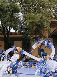 莫比乌斯环舞台 - 小红书搜索