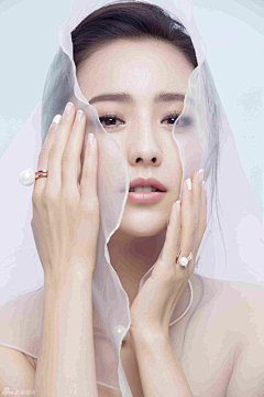 艺鱼视觉采集到女模特-人物素材