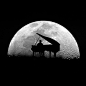 Piano player in the moonlight